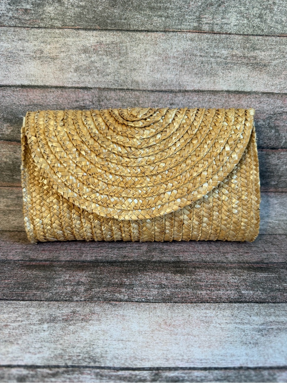 Woven Straw Envelope Clutch - Natural Beige